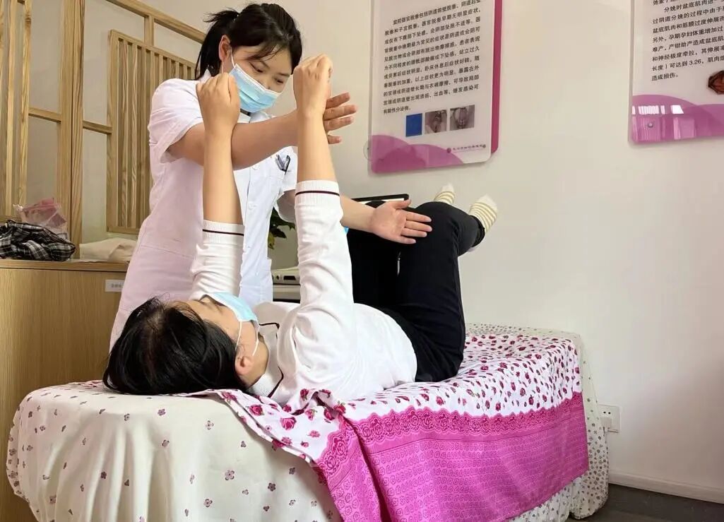 产后怎么康复治疗【品质妇幼】产后康复科：产后精准修复，让美丽宝妈不留遗憾_https://www.jmylbn.com_新闻资讯_第8张