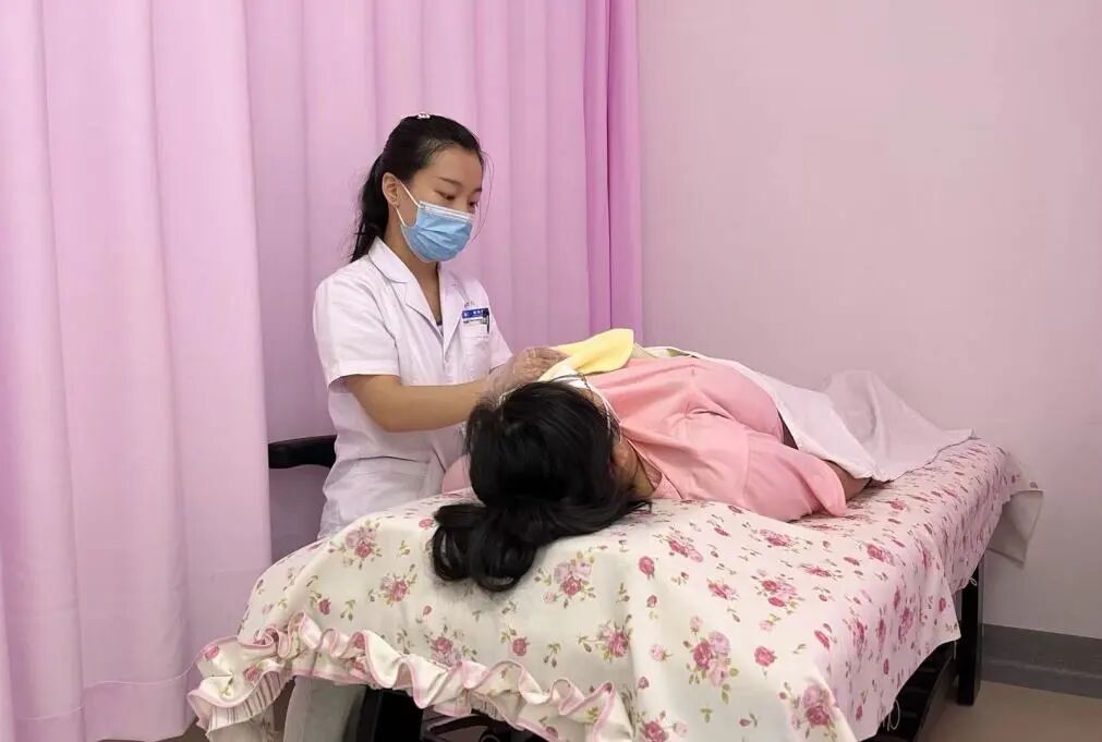 产后怎么康复治疗【品质妇幼】产后康复科：产后精准修复，让美丽宝妈不留遗憾_https://www.jmylbn.com_新闻资讯_第7张