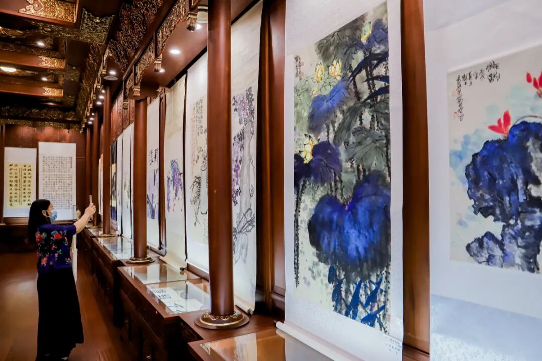 上海崇恩书画院袁继先副院长八十周岁书画展开幕式圆满举行