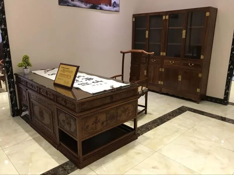 在原材料稀缺的今天，古典红木家具的投资前景如何？