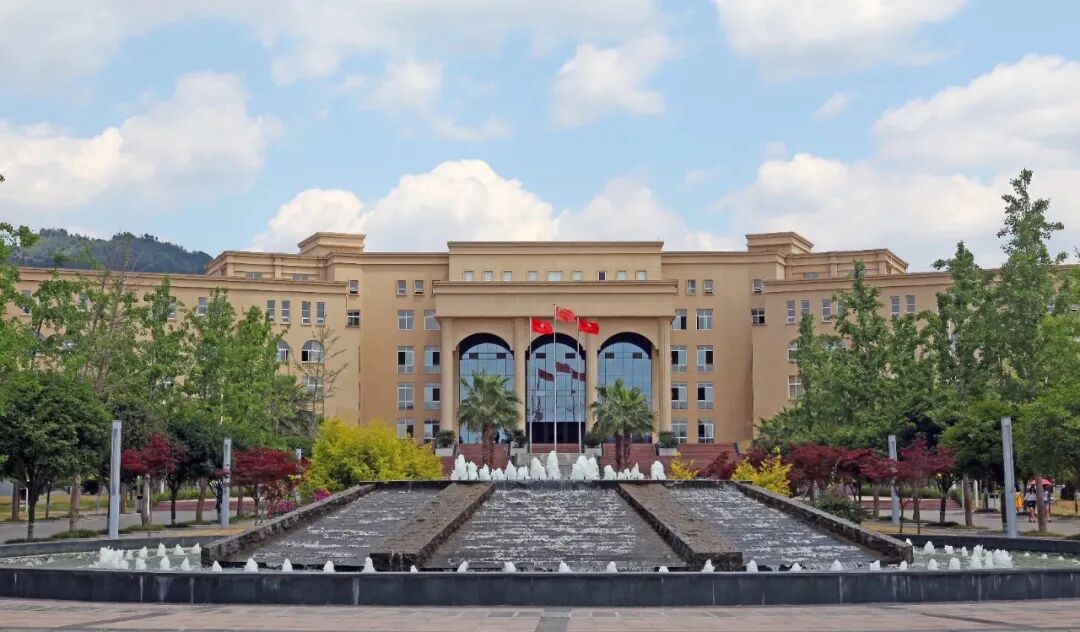 成都文理学院2021年新生接站安排