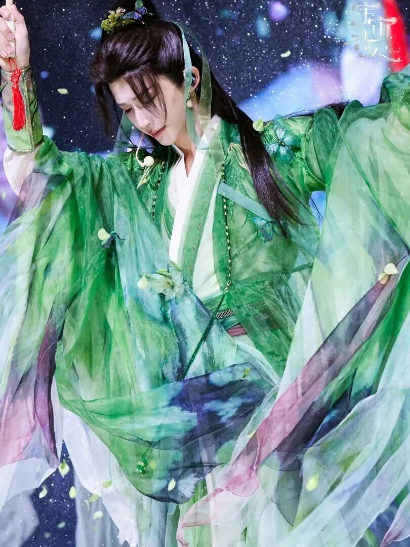 刘宇拔剑变装眼神杀,share｜刘宇 壁纸