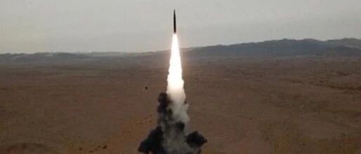 美媒：美国双航母编队南海演习后，中国试射DF-26反舰弹道导弹