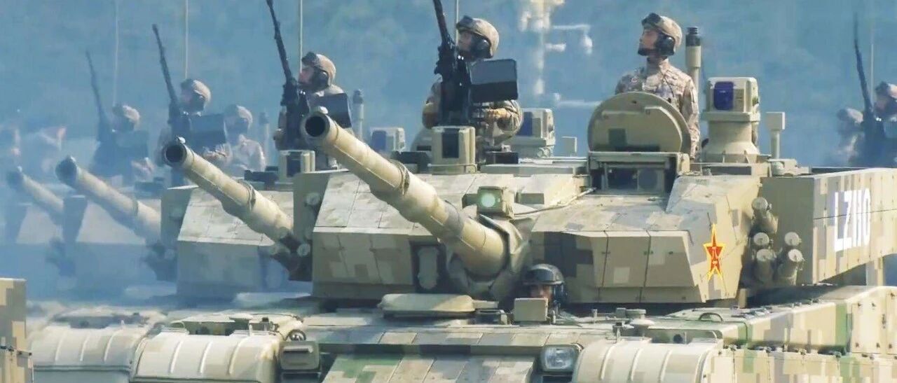 国防部首次证实：解放军已经基本实现机械化，阶段性战略目标达成