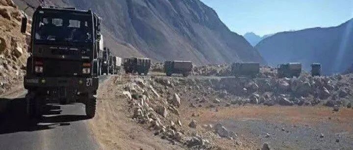 前哨 | 印军增援拉达克大盘点：C-17忙着运坦克，空军新锐装备全压上