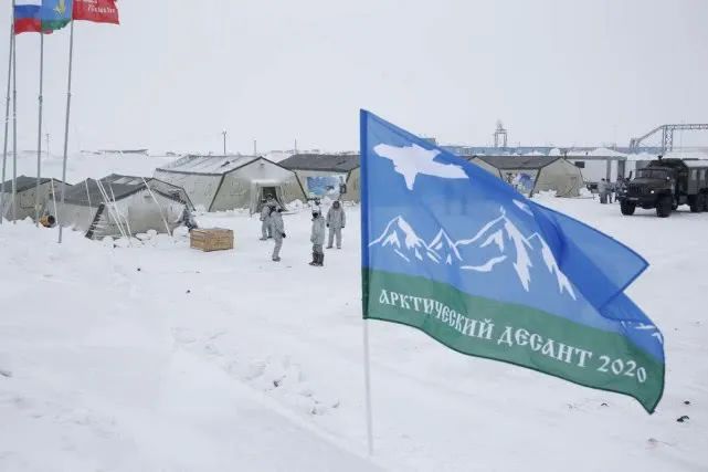 人类首次平流层伞降战斗演习现场照 俄军重装空投 北极基地同步曝光 讲武堂 微信公众号文章阅读 Wemp