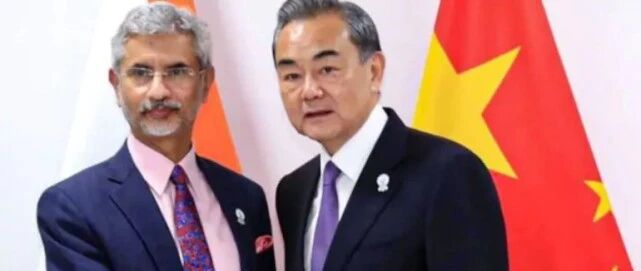 中印外长会晤，达成五点共识，同意“迅速”脱离接触