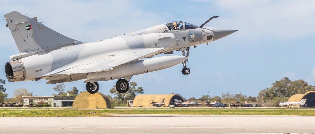 前哨 | 埃及战机炸伤土军总参谋长？利比亚这场乱战就要进入白热化了