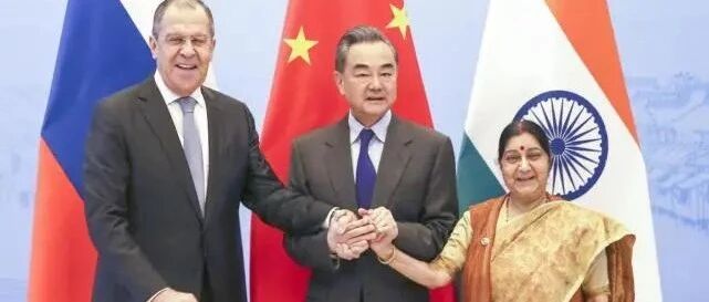 俄专家：中俄组建军事同盟将吓跑印度，只有美国同时向中俄开战才应建立联盟