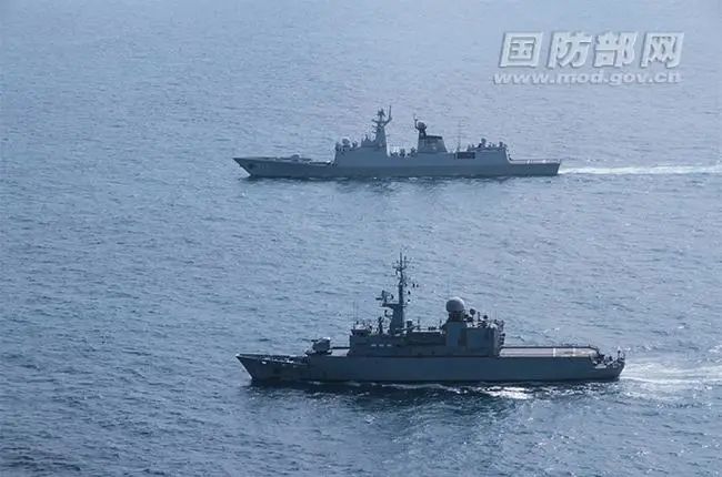 【深度】法国海军冲向亚洲！核潜艇打头阵，航母压阵开来