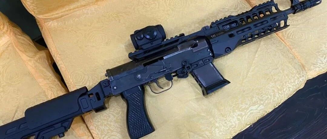 枪火 | 为何79式冲锋枪还在用？并改得他妈也不认识了