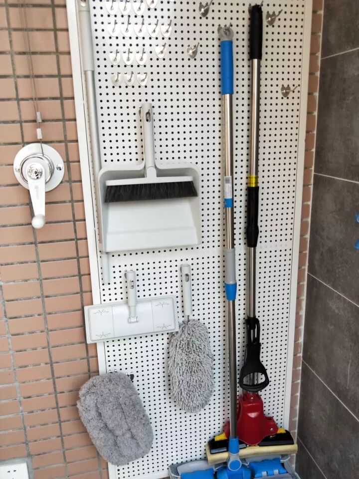 家务工具没地儿搁?你居然被贫穷和空间限制想象力