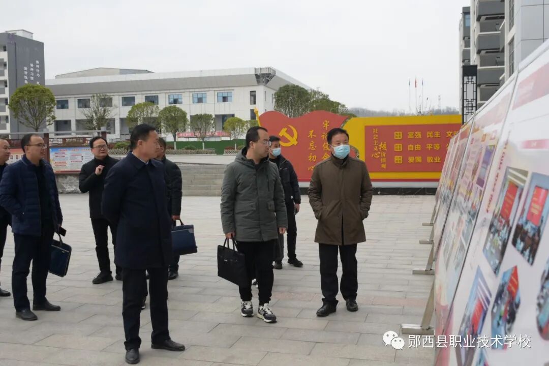 市委组织部调研组深入我校调研基层党建工作