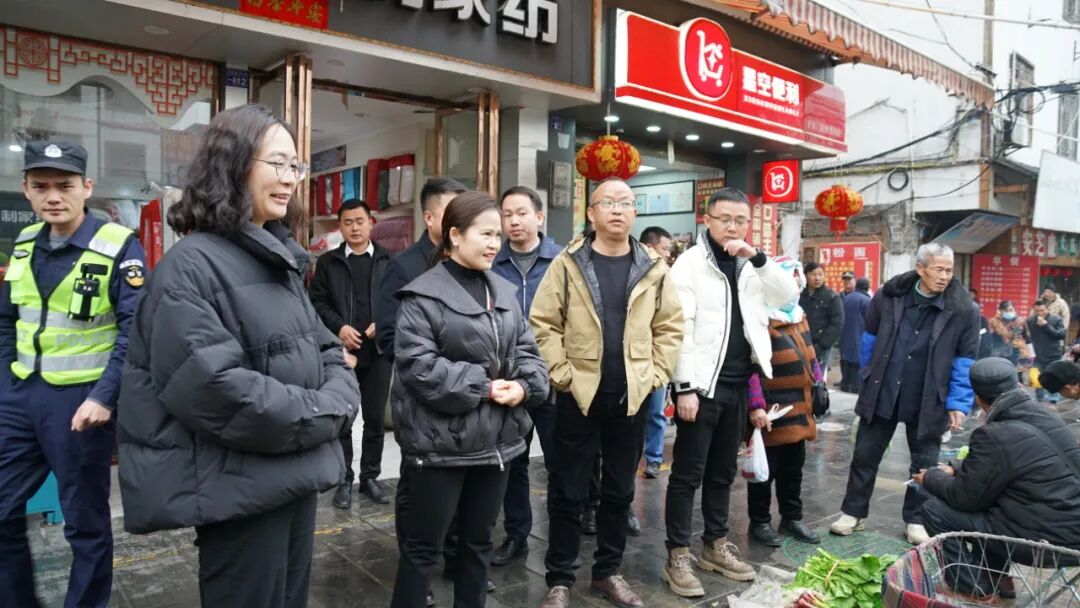 了洗马河东门村农贸市场,大阁山社区新时代文明实践站,凯里市第二中学