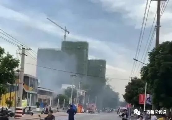 廣西北海市一餐飲店燃氣爆炸致5人受傷,當地多部門已介入調查 圖片