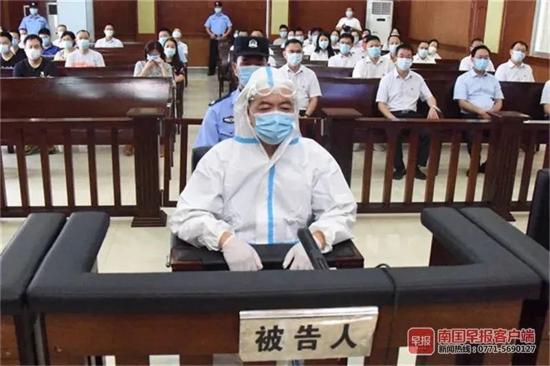 南宁正规植发_南宁植发_南宁华美植发