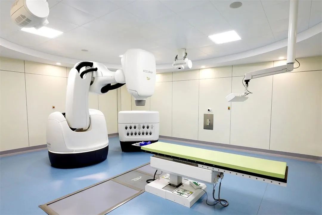 【南国早报】广西新增一台“治癌重器”，今天在这家公立医院正式开机