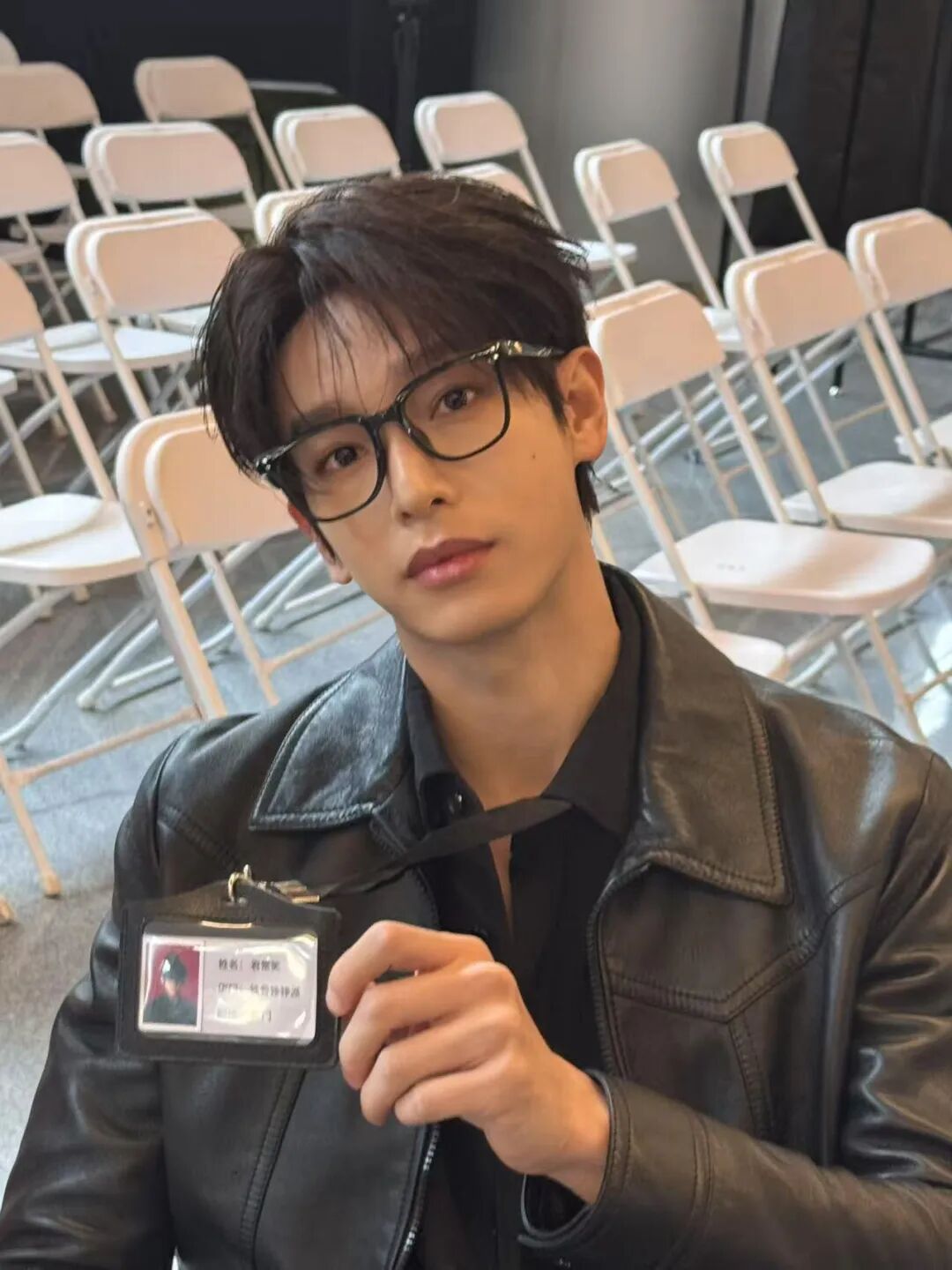 王牌对王牌回应彭昱畅送急诊