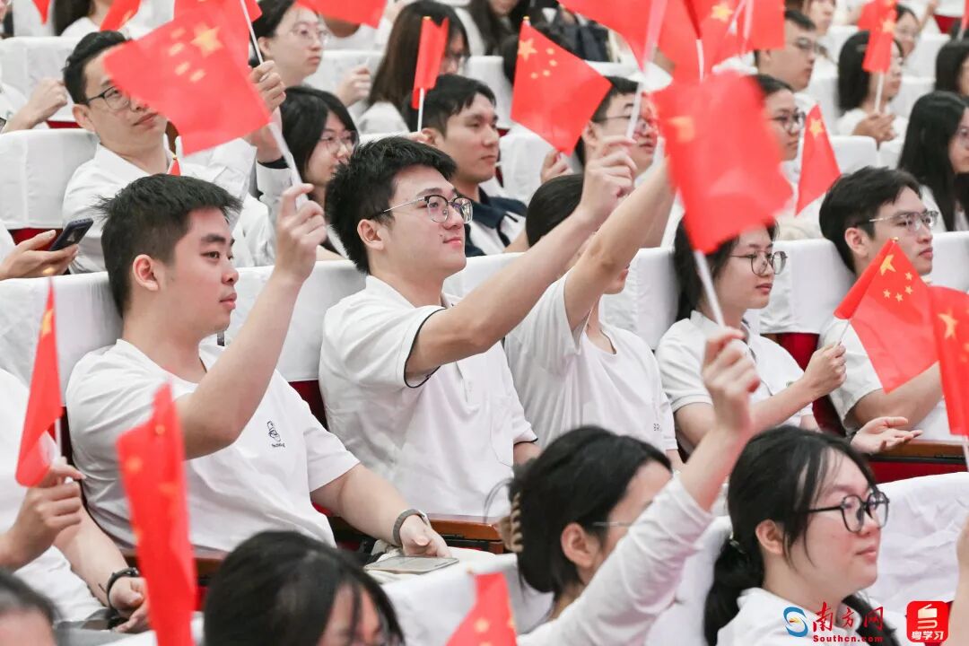 神舟二十号航天员乘组将于近日择机实施第三次出舱活动