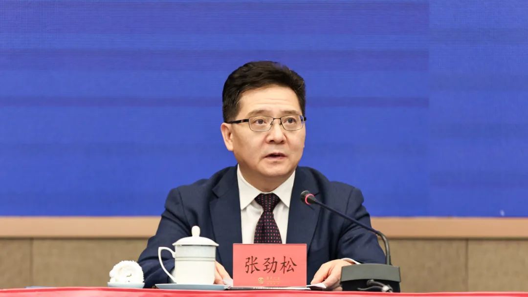 广东省商务厅厅长张劲松