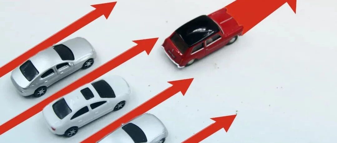 集体爆发！国产新能源车火了，“蔚小理”月交付量集体破万，哪吒紧随其后，头部势力同比翻番只是起步价，摩尔定律真要来？