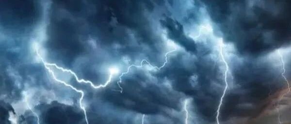 “黑幕”刷屏！陷入公私募联动接盘丑闻？公司股价大跌…千亿龙头突然闪崩，新能源赛道多股暴跌，创业板跌近2%