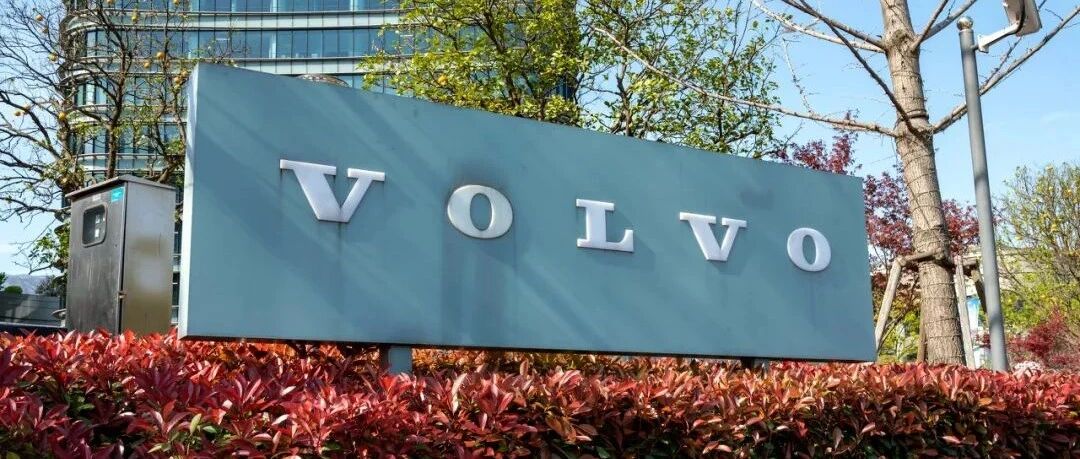 啥情况！沃尔沃旗舰混动车型爆燃，官方紧急回应：正配合调查，后续会公布结果！新能源车安全频敲警钟