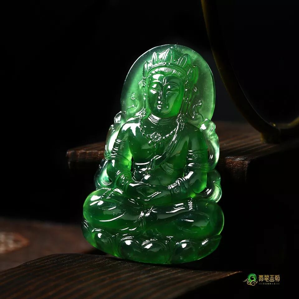 翡翠色彩与风水的关系，还没看过的人要注意了