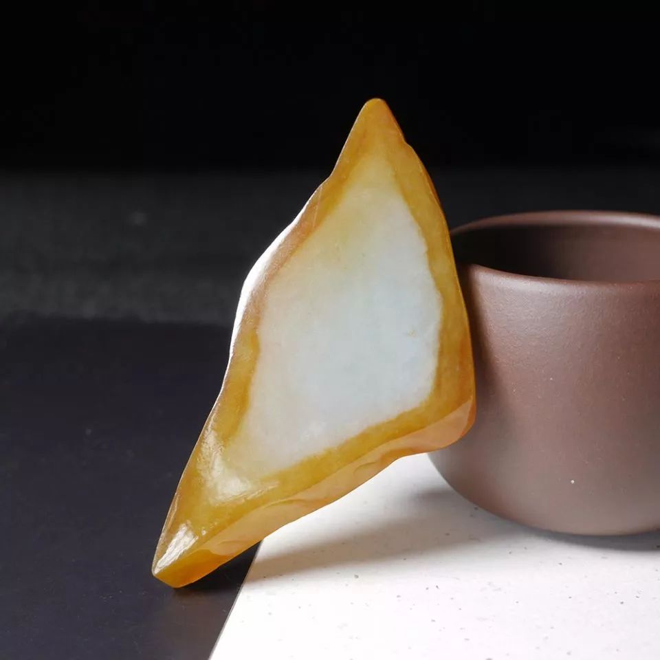 翡翠黄翡：庄重富贵，谁与争锋？