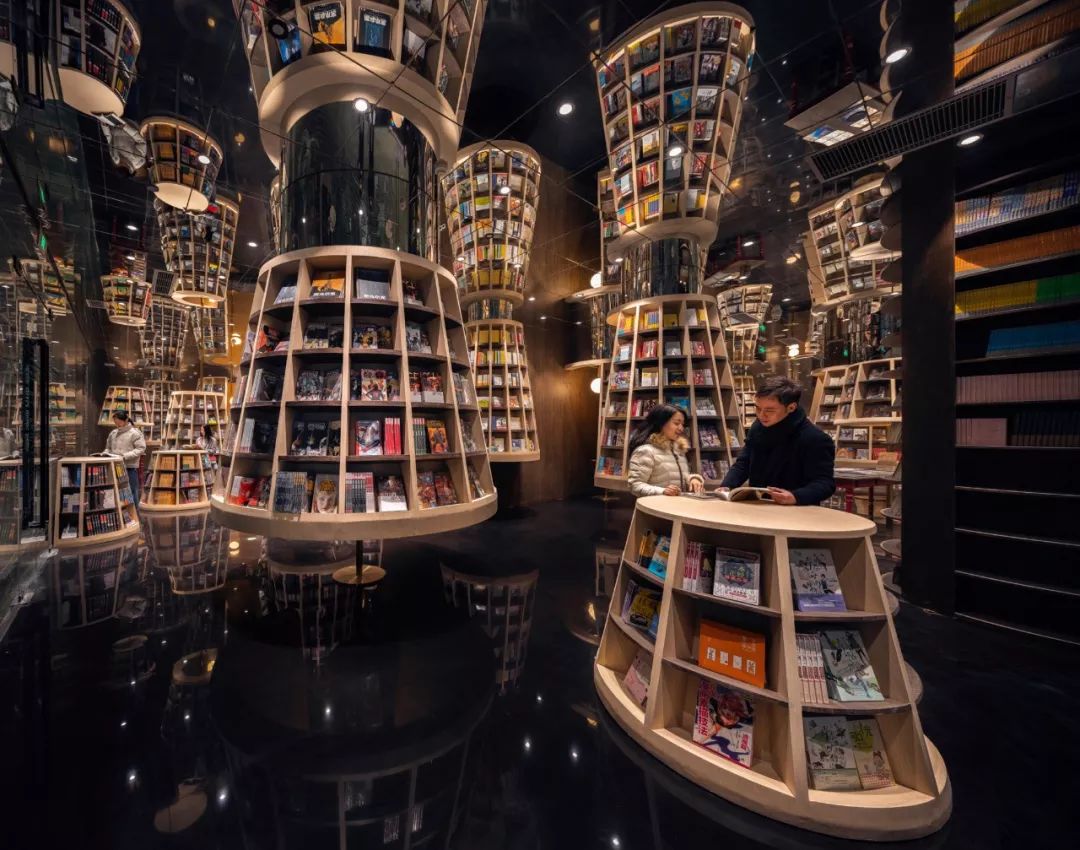 李想，在重慶打造了一家超有創意的書店，處處呈現出藝術館的格調！ 家居 第2張