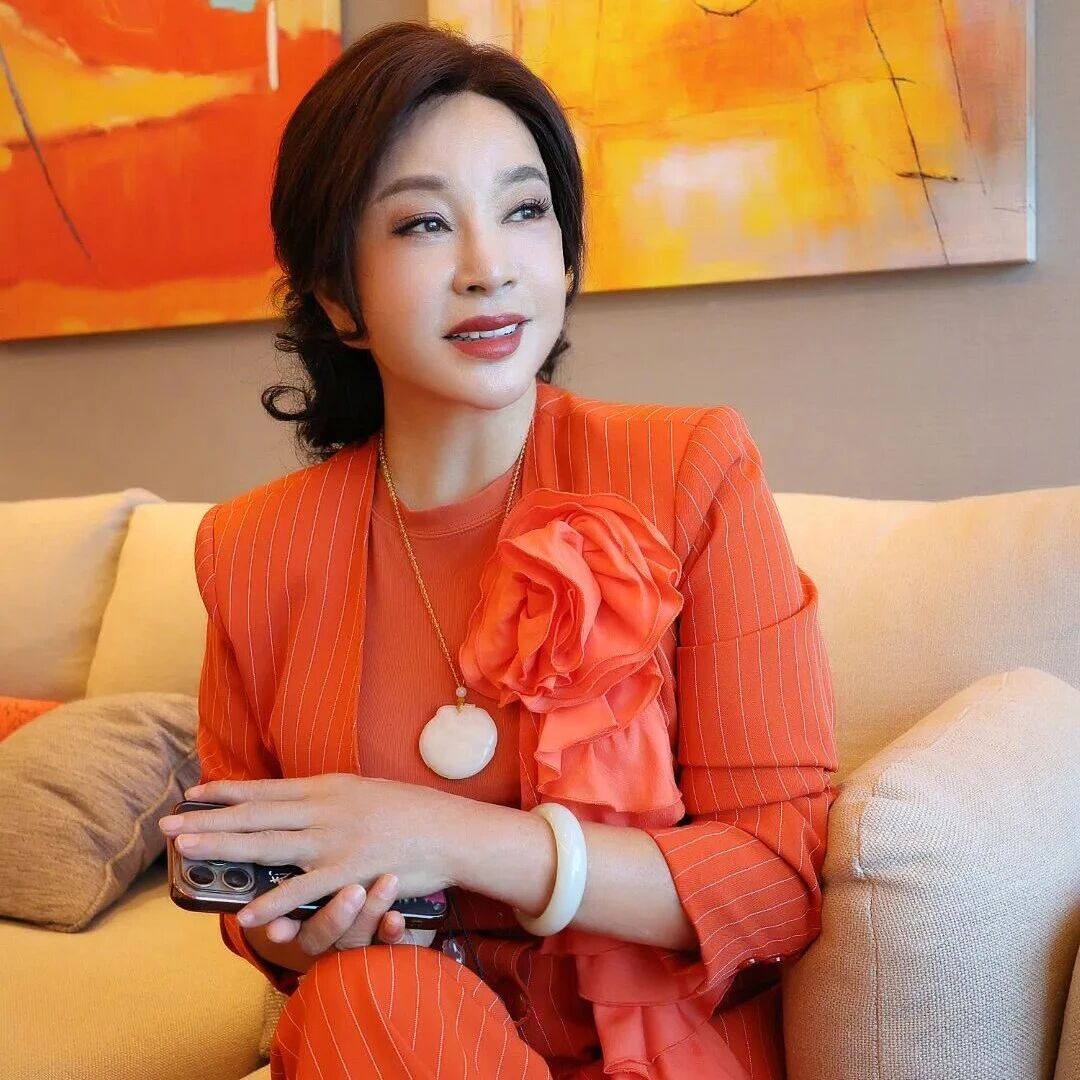 刘晓庆与经纪人解约