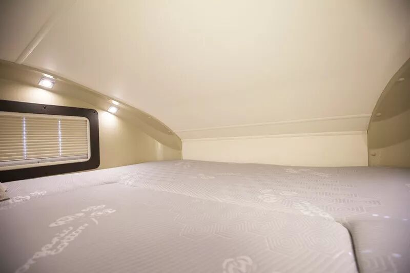 宇通C630大顶（进口依维柯无拓）_16