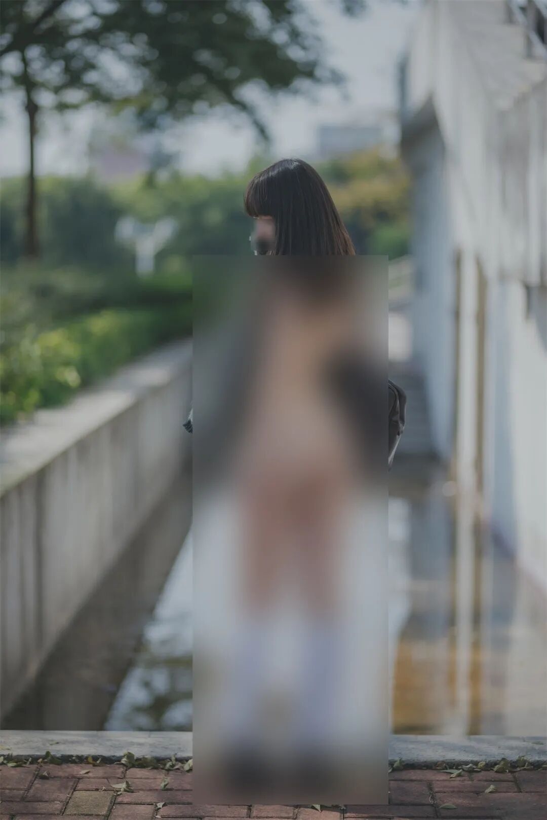 在景点拍不雅照的大学女生：我这是艺术（组图） - 12