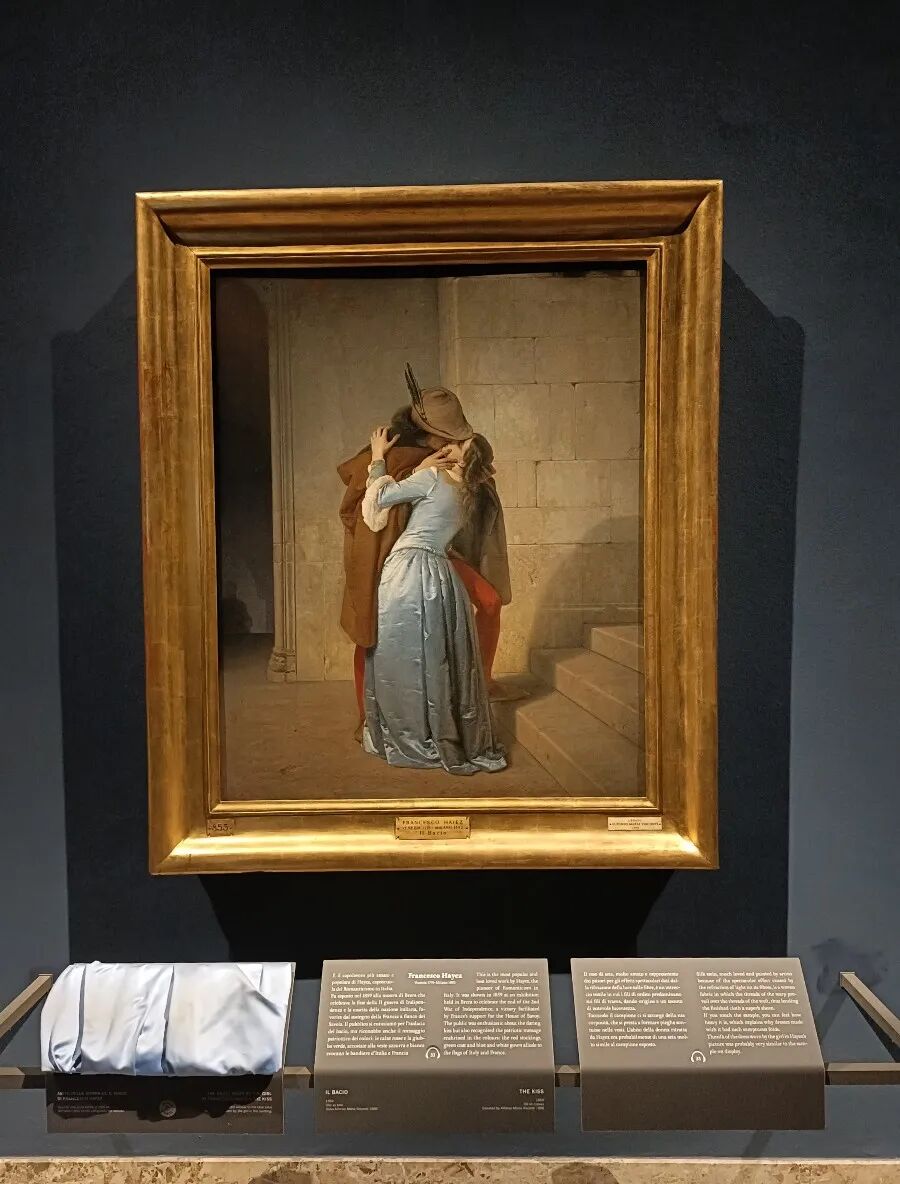 文艺复兴发源地不是说说而已!斯福尔扎城堡则展现了历史的厚重和威严.