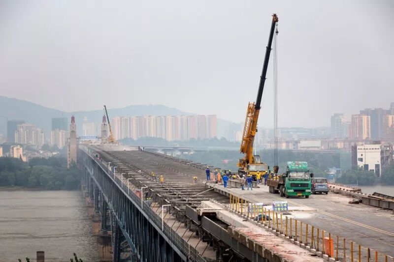 南京长江大桥封闭20个月！桥上的每个“标志”都是我思念你的理由