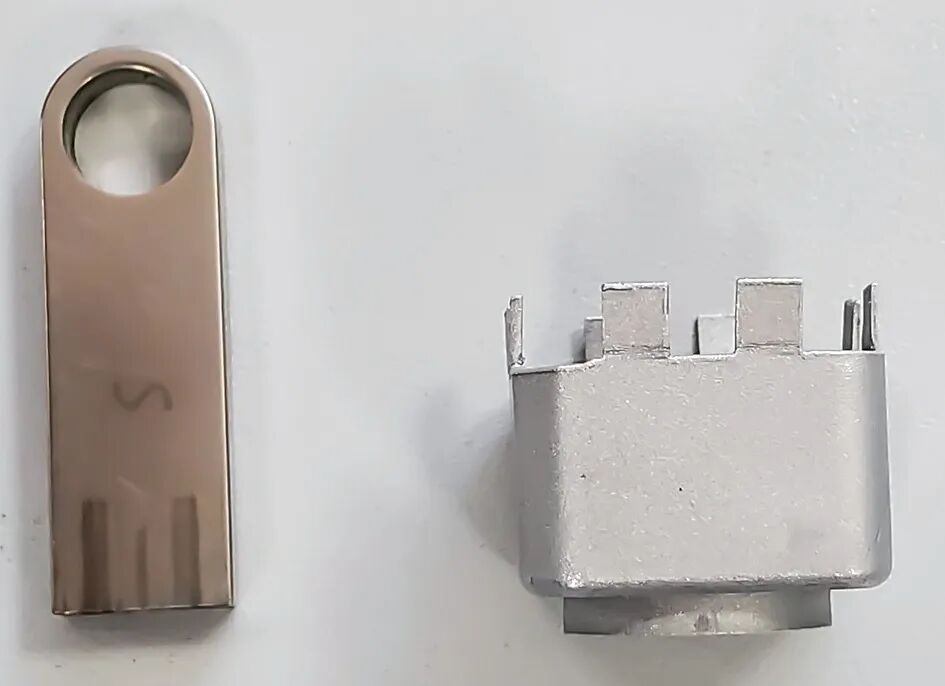 一种车用摄像头壳体冷挤压成形工艺与模具设计的图11