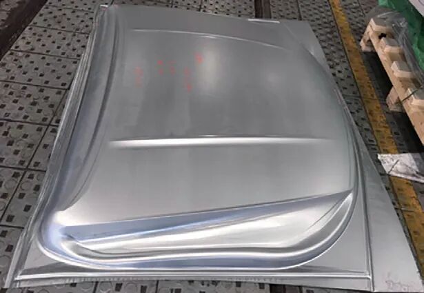 基于AutoForm 的发动机罩外板锐棱冲压仿真研究的图15