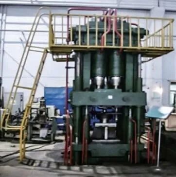 多向模锻设备的结构分析与研究的图4