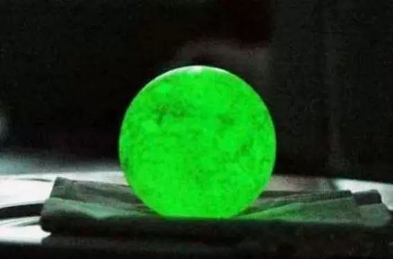 慈禧口中那颗价值8亿的夜明珠,在美国一大亨手中-微信头条网 慈禧口中那颗价值8亿的夜明珠,在美国一大亨手中