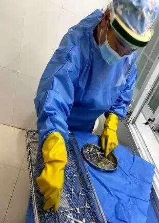 消毒器械用什么直击现场｜医生用的器械是如何消毒的？！_https://www.jmylbn.com_新闻资讯_第10张