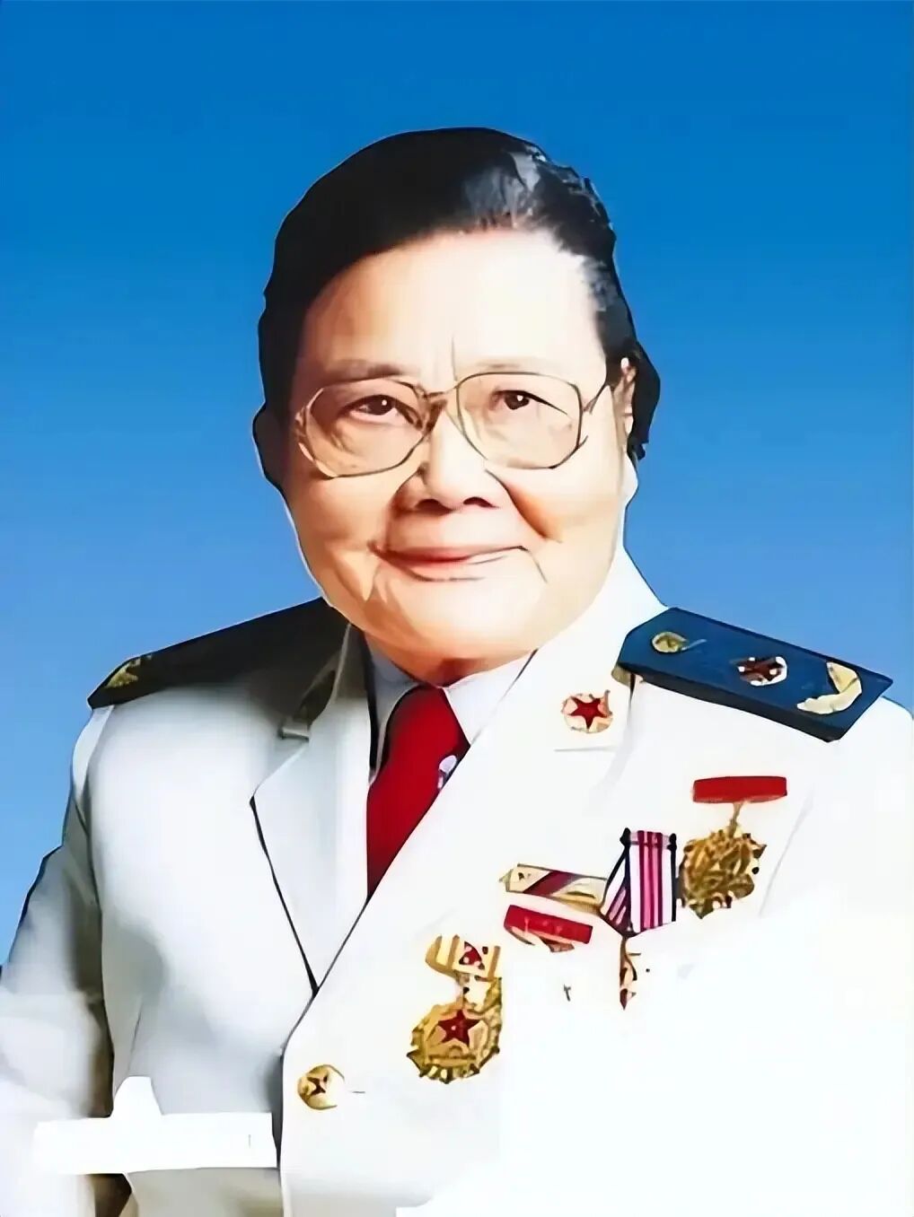 早晨醒来，心率升高并伴有脑鸣是怎么回事？