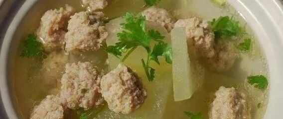 北京人，一变天儿就得来碗热乎的，这随谁啊...