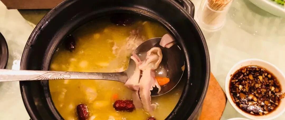 忘了“多喝热水”，喝完热汤好过冬~