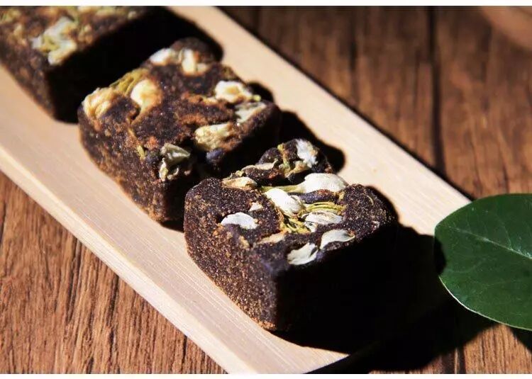 红糖的5大功效7大做法，常吃真的对女人太好了！