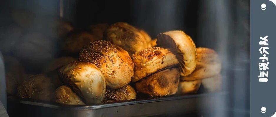 全网吹的「鸡腿烤包子」，看准时间再去