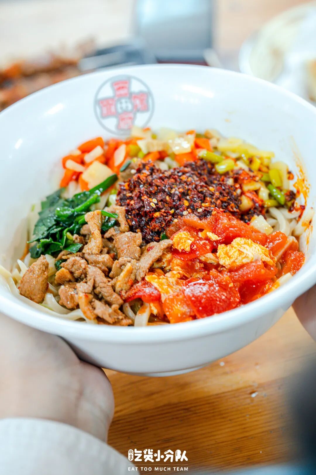 11年了,就它还在这条街上