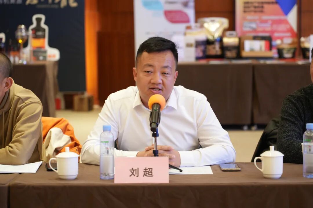 宁夏渔业产业协会秘书长,宁夏众朔预制菜展贸产业园董事长刘超发言