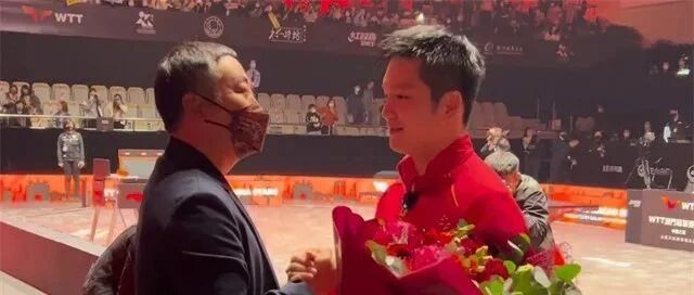 樊振东爆冷出局原因揭晓！21岁国乒天才讲出背后因素，这小伙真行