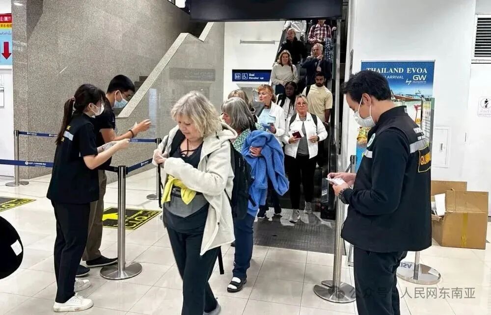 泰国多机场紧急启动尼帕病毒防疫措施 在泰留学生称戴口罩的人越来越多