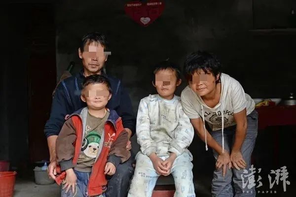 男子假装跳河自杀,女友施救时反被拖至深水区溺亡-微信头条网 男子假装跳河自杀,女友施救时反被拖至深水区溺亡